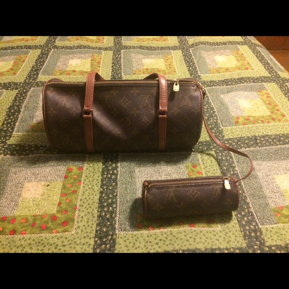 🎉Sold🎉 Louis Vuitton Papillon 30 with pochette