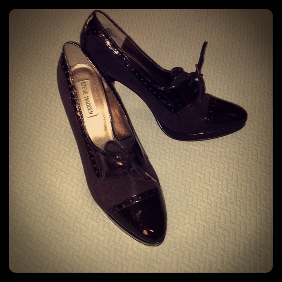 Steve Madden size 9 closed toe pumps. Very Cute