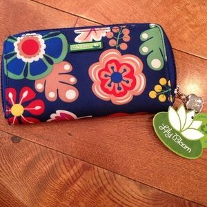 Lily Bloom wallet BNWT