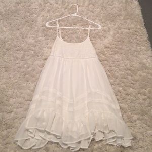 Beautiful white billabong dress