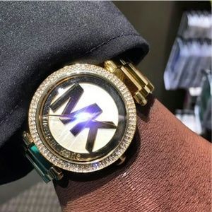 Mk watch