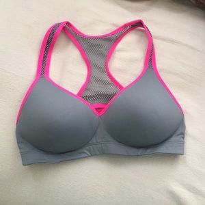 PINK sports/yoga bra