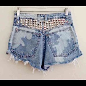 High Waisted GAP Studded Shorts