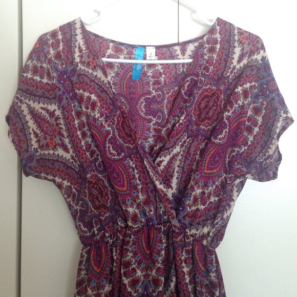 SOLD! NWOT! Francesca's spring/summer dress! - Picture 2 of 3