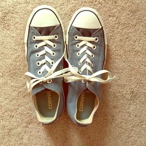Grey converse sneakers