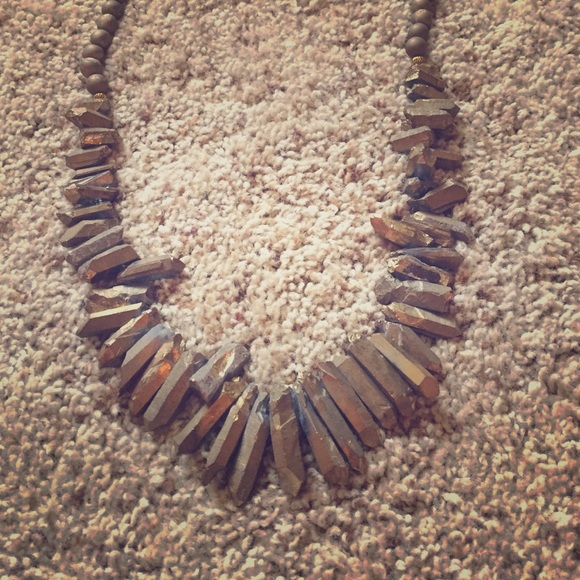 Gold rock & beaded necklace