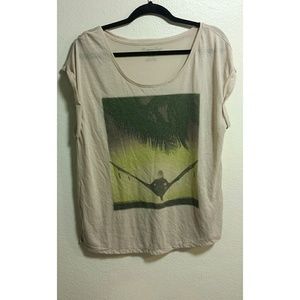American Eagle flowy Tee