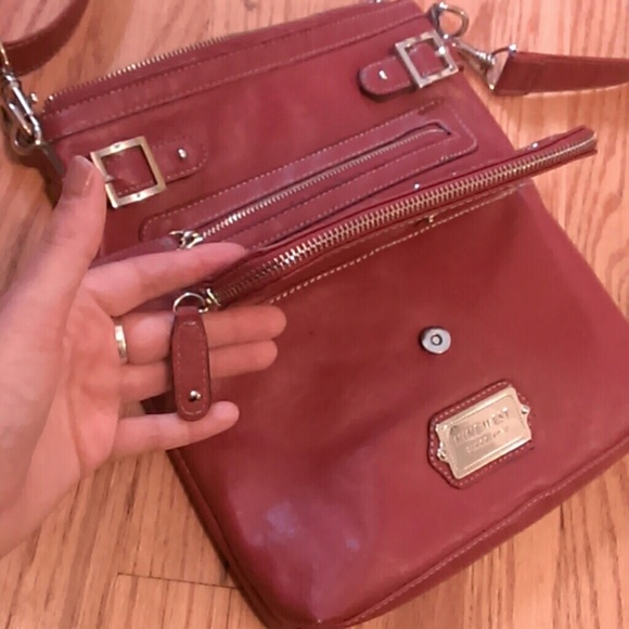 Nine West red-burgundy cross body bag - Picture 3 of 4