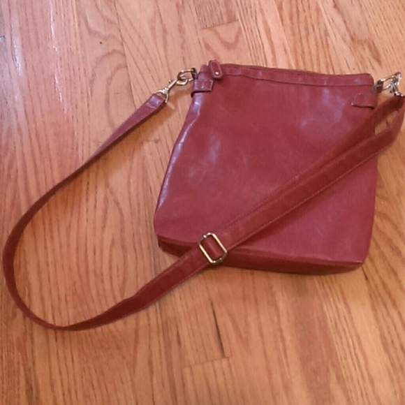 Nine West red-burgundy cross body bag - Picture 4 of 4
