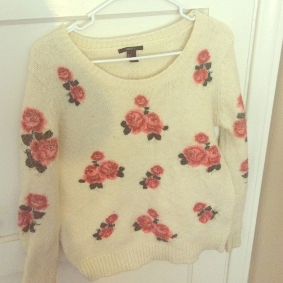 Forever 21 roses sweater
