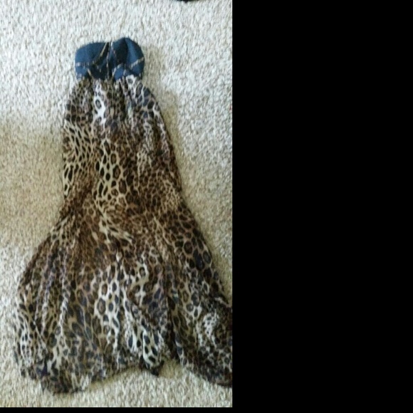 Spring dress - Picture 3 of 4