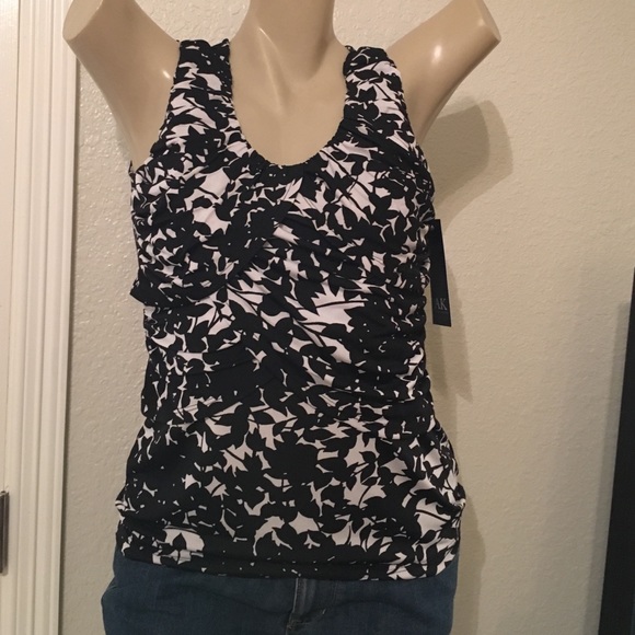 🆕NWT‼️Anne Klein Black & White Sleeveless Blouse