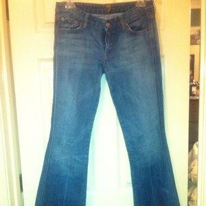 Seven jeans & BOGO for @chandiwira