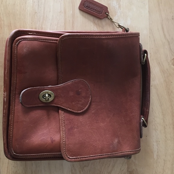 Authentic Vintage Coach Tan Station Bag