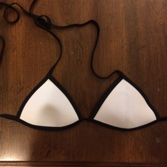 Triangl white bikini top