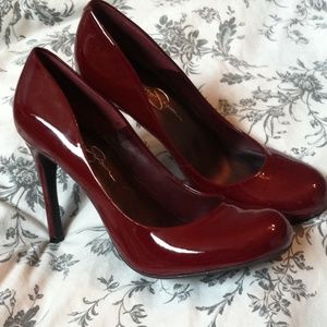 Jessica Simpson heels