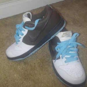 Nike low Dunks women's sz 8
