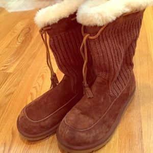 Never worn Ugg boots