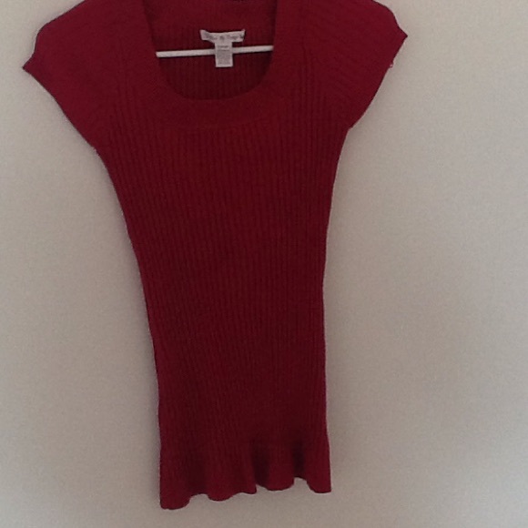 Pink short sleeve sweater material shirt