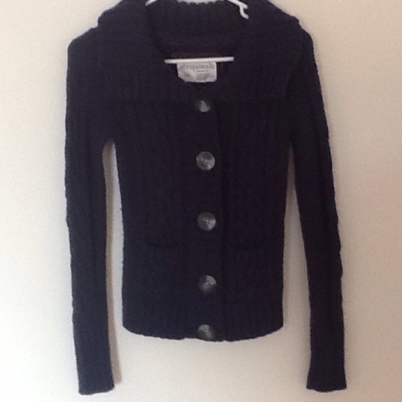 Dark blue aeropostale knit sweater