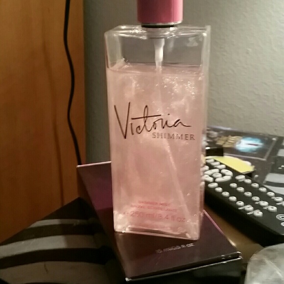 Body By Victoria Shimmer Body Spray