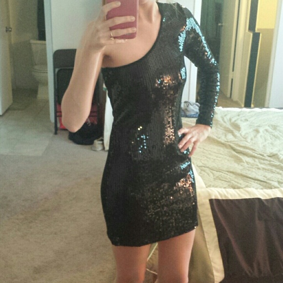 Forever 21 sequin one sleeve dress