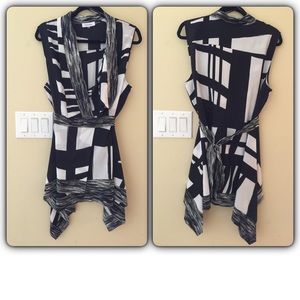 Calvin Klein Black/White Top