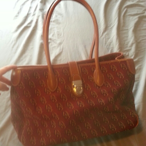 Dooney & Bourke handbag