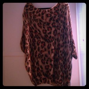 Oversized leopard print sweater top