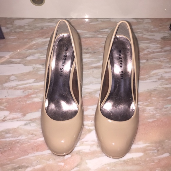 Nude Patent Leather Pumps