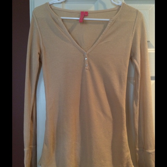 Charlotte Tartola beige shirt