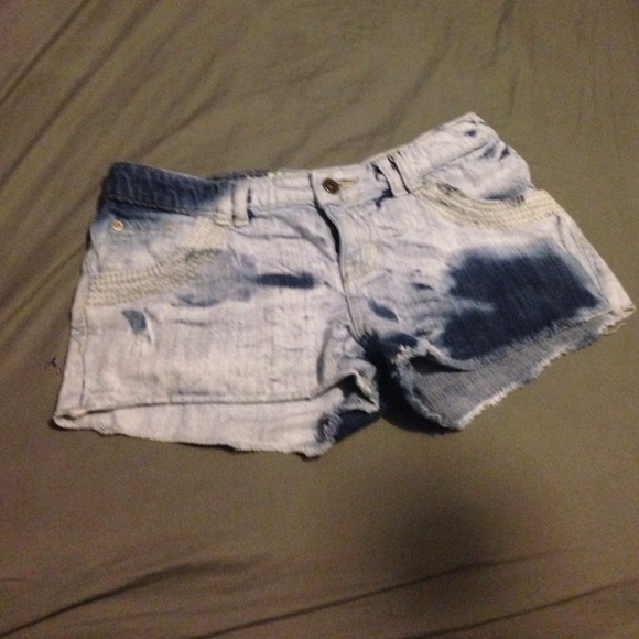 acid wash denim shorts✨