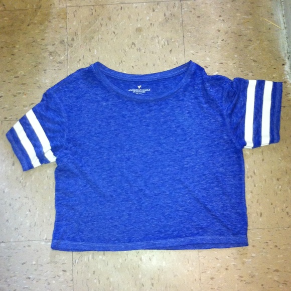 Ae crop top