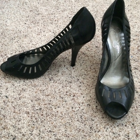 Jessica Simpson black heels - Picture 2 of 3