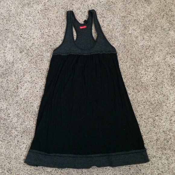 Grey and black tank - Picture 2 of 3