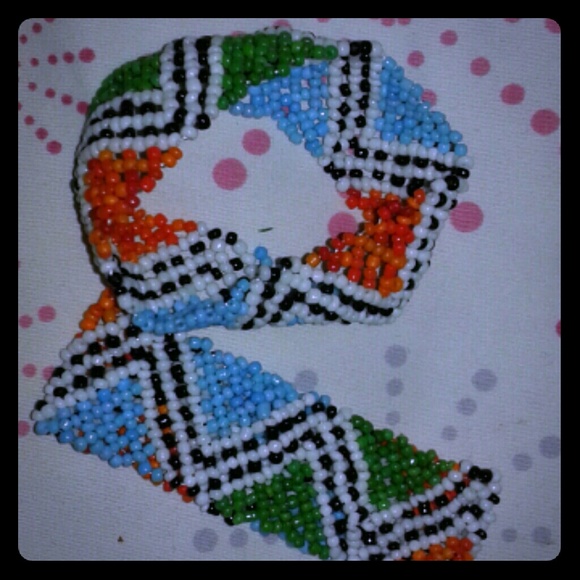 Pearl bracelet. $6 each