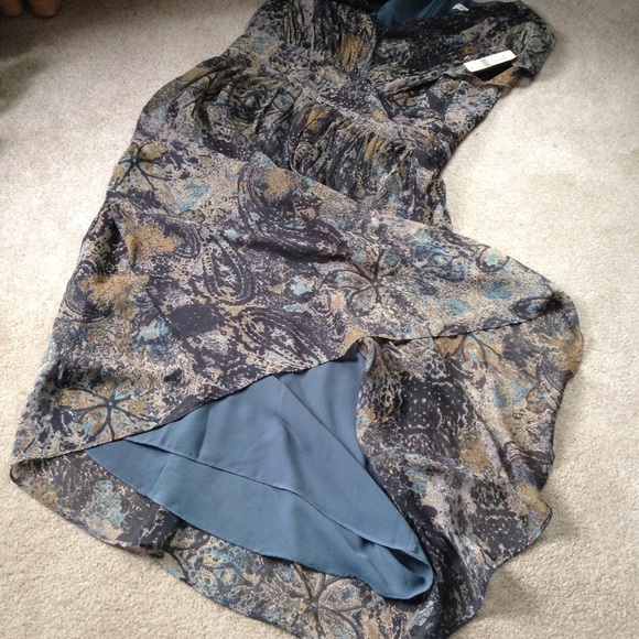 NWT Coldwater Creek Crinkle Paisley Dress Size P12 - Picture 3 of 4