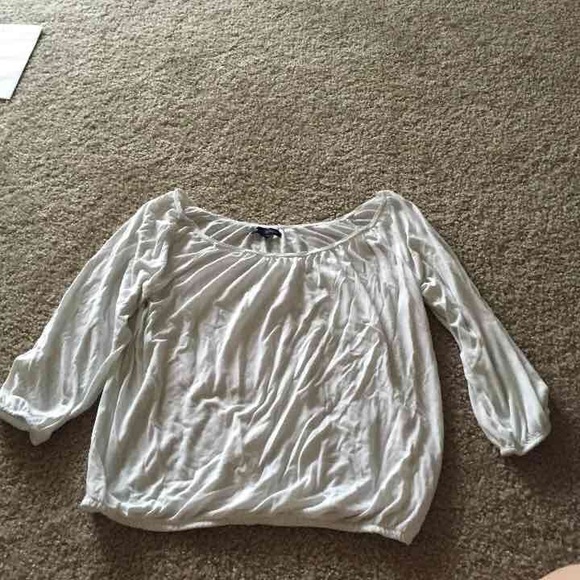 Final price!! American eagle off white flowy top