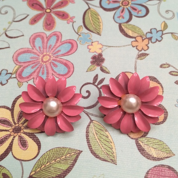 Sold!!!πHPπWOW!!! Gorgeous flower earrings - Picture 2 of 3