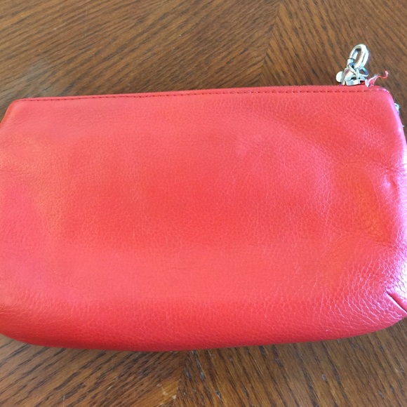 Coach Clutch - Picture 2 of 4