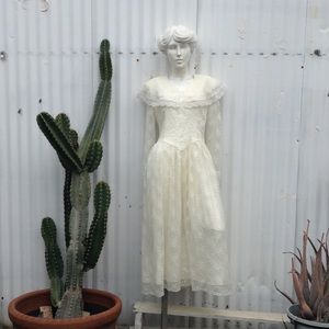 Jessica McClintock Gunne Sax Lace Dress