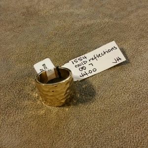 Premier Designs gold tone ring