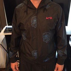 NIKE 6.0 UNISEX RAIN JACKET