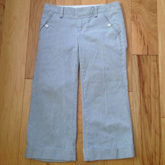 Pin Striped Gap Capri