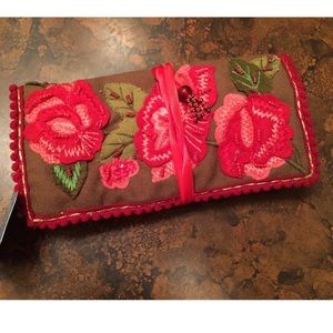 🔴SOLD🔴Jewelry holder/clutch