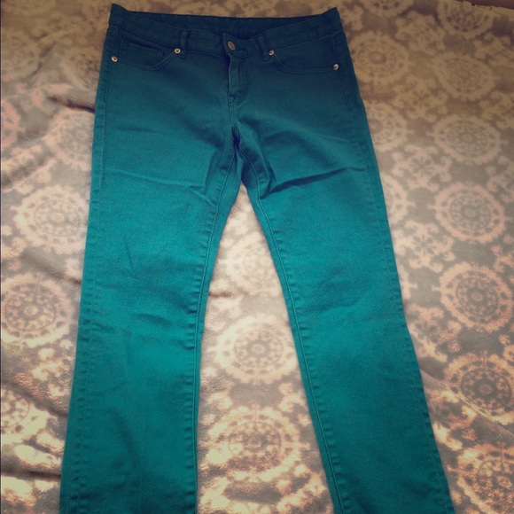 2 pair of jeans - Picture 1 of 4