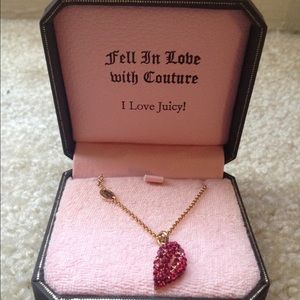 Juicy couture lips necklace