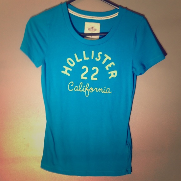 Blue and green Hollister short sleeve shirt