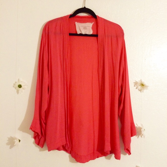 SALE!!! Acacia dragon fruit kimono