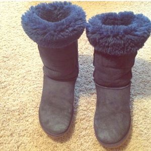 On Hold: Tall Navy Uggs